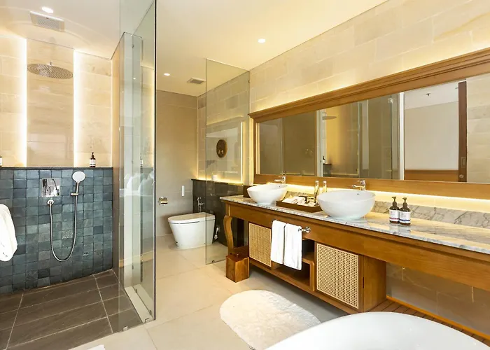 Sanggraloka منتجع 5*